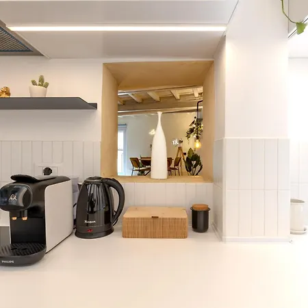 Apartman Cantoni 4a - Loft At Colosseum