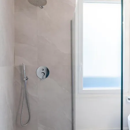 Apartman Cantoni 4a - Loft At Colosseum