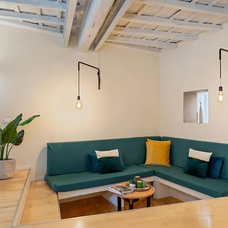 Апартаменты Cantoni 4a - Loft At Colosseum *