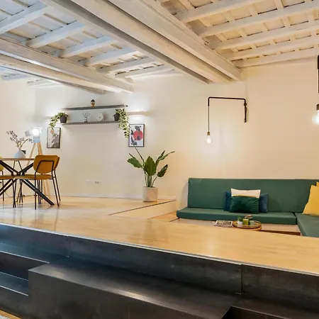 Cantoni 4a - Loft At Colosseum *
